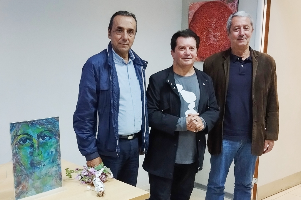 Σπύρος Σαμούρης Γιώργος Τσιλιμιδός Αντιδήμαρχοι του Δήμου Αργοστολίου με τον Κώστα Ευαγγελάτο