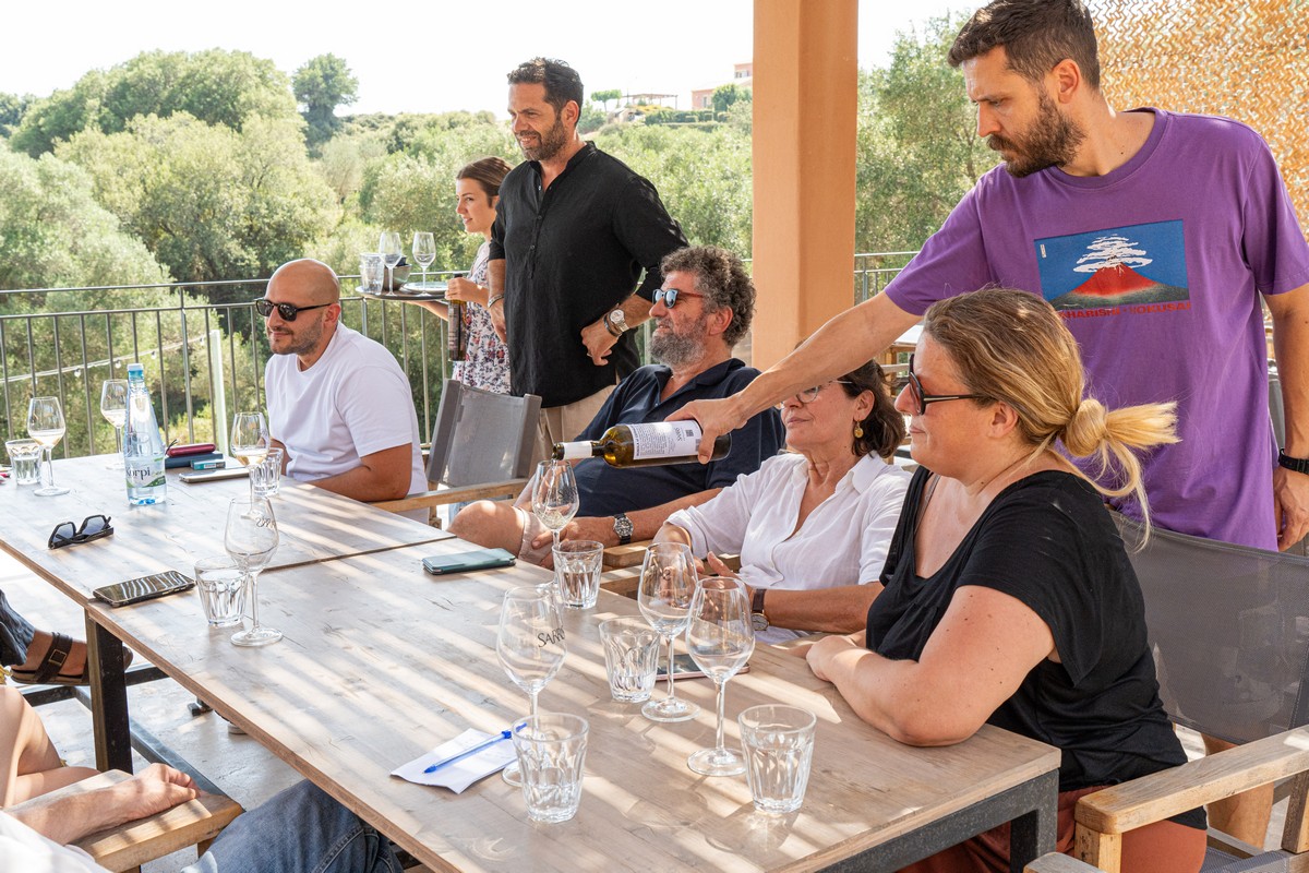 Kefalonia Winemakers Kefalonia Wine Hub 2024 photo by Adriana Karantinou 15