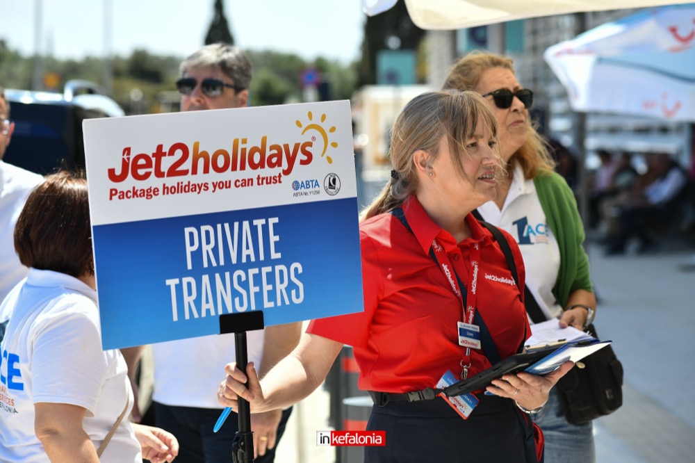 tui jet22