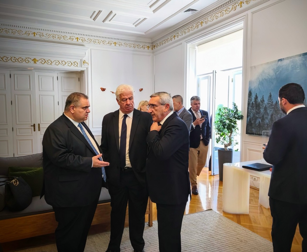 ΣΥΝΑΝΤΗΣΗ ΠΕΡΙΦΕΡΕΙΑΡΧΗ ΙΟΝΙΩΝ ΝΗΣΩΝ ΜΕ ΠΡΩΘΥΠΟΥΡΓΟ 30.05.25 μεγάλη