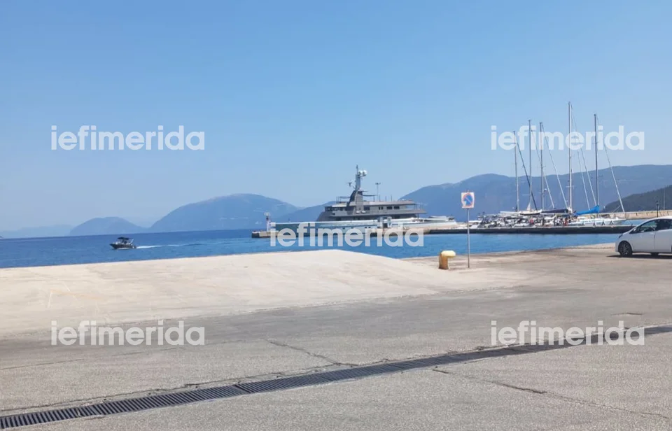 synodeytiko bretiniki vasiliki oikogeneia.jpeg