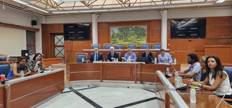 ΠΑΡΟΥΣΙΑΣΗ ΟΛΙΣΤΙΚΟΥ ΠΡΟΓΡΑΜΜΑΤΟΣ ΑΝΑΚΥΚΛΩΣΙΜΩΝ ΥΛΙΚΩΝ 8