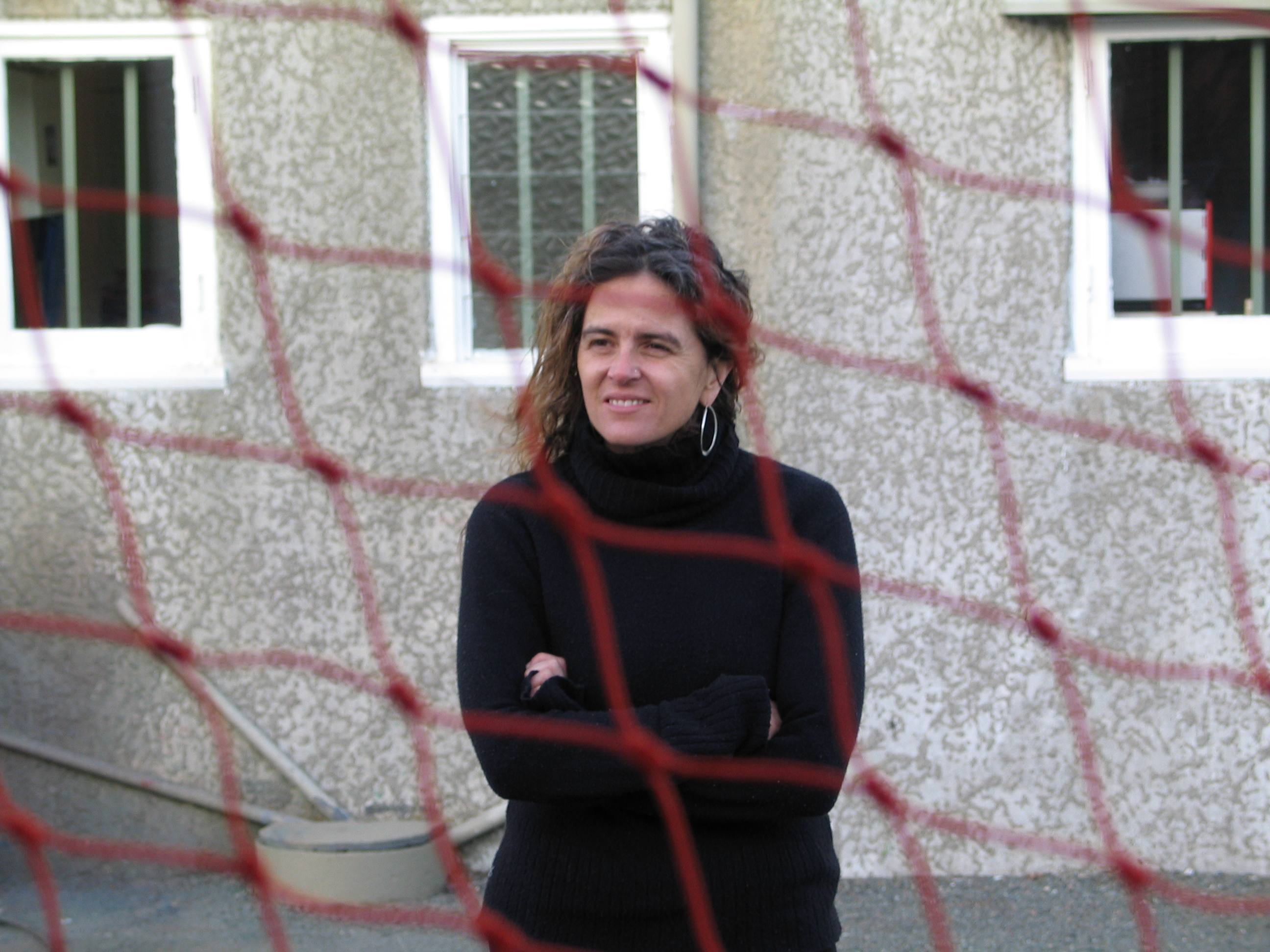 251110 TELEIA KAI PAVLA 295 A