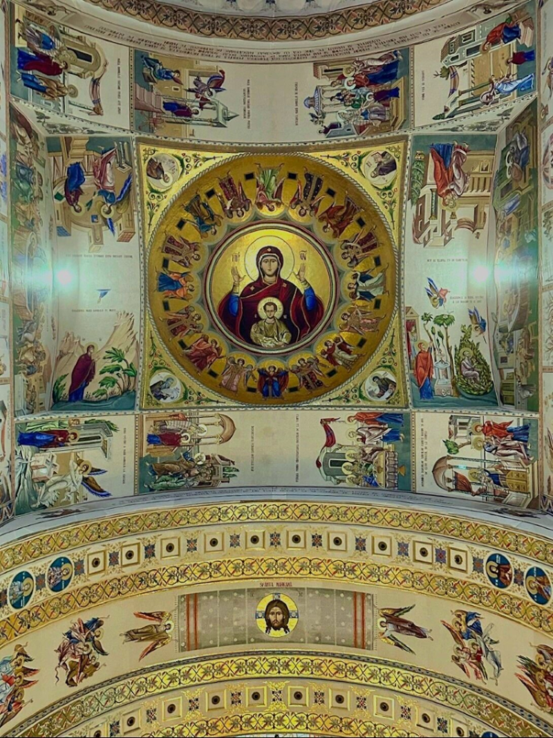 Roumania ekklisia 5 jpg