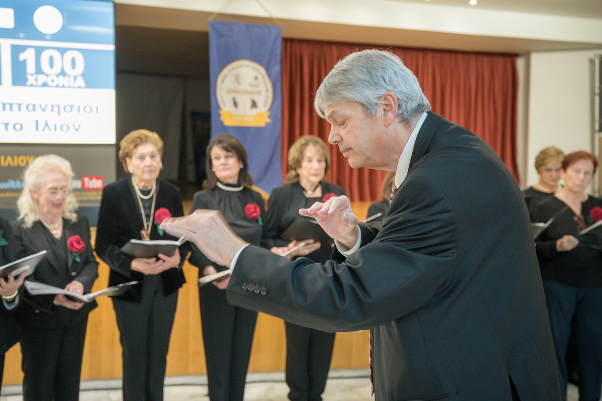 10 ΜΑΕΣΤΡΟΣ ΧΟΡΩΔΙΑΣ ΙΟΝΙΟΥ ΦΩΝΕΣ ΓΙΑΝΝΑΚΟΠΟΥΛΟΣ