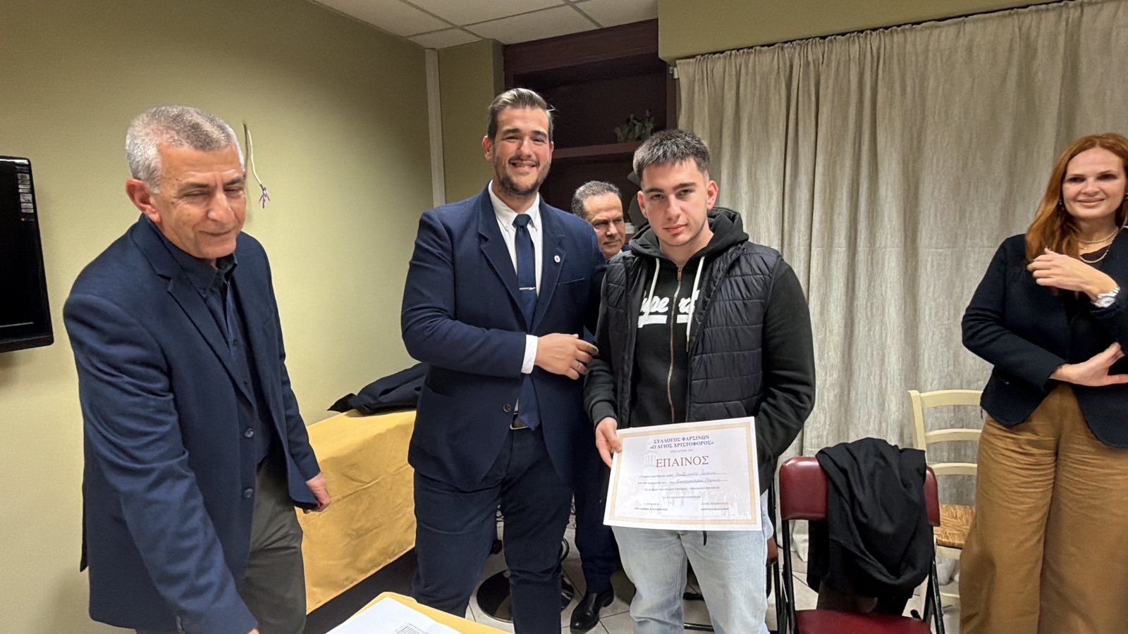 617618584 1214973984159631 1255230558085238546 n