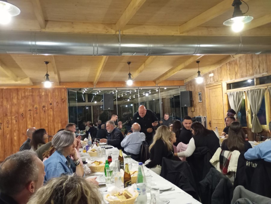 IMG 16e82dde047b9d8d71630560141e9416 V