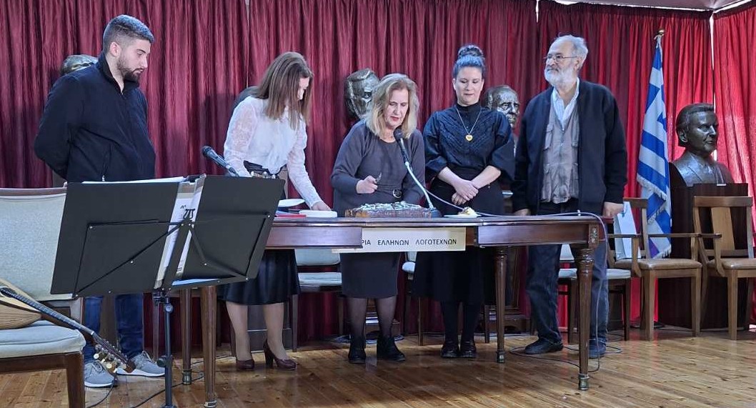 IMG cddc6764dbea863d663250533035b468 V Α