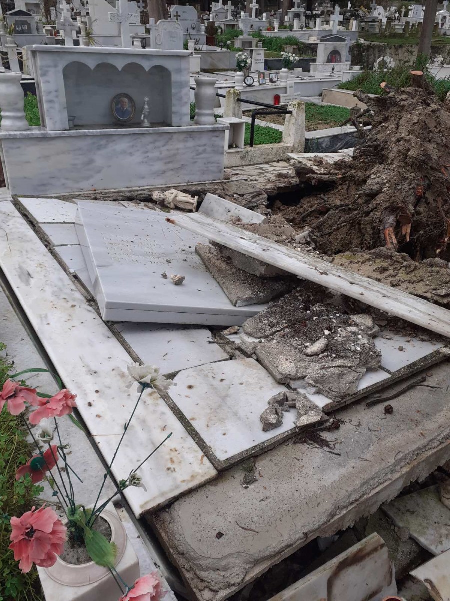 Κοιμητήριο 4