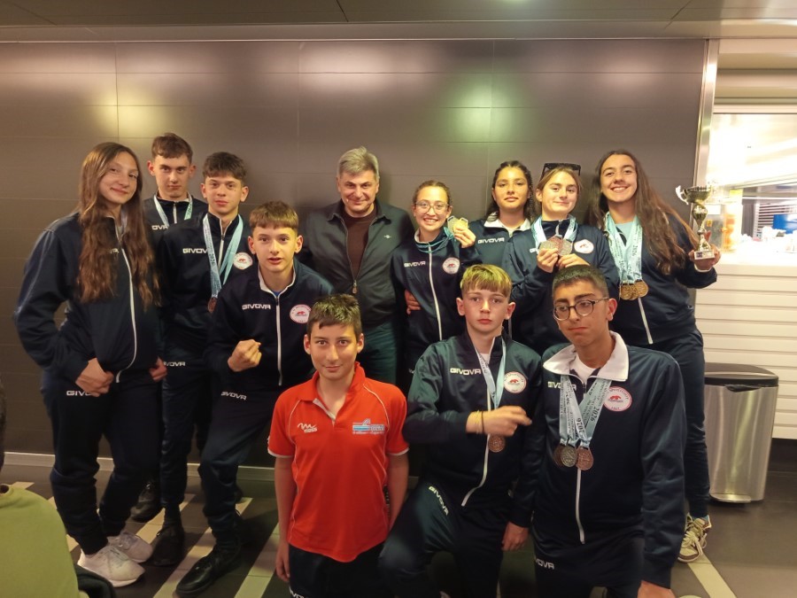 ΑΓΩΝΙΣΤΙΚΗ ΦΑΡΑΝΤΟΥΡΗΣ