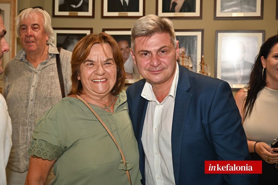 pasok kokkina daneia11 fad5d