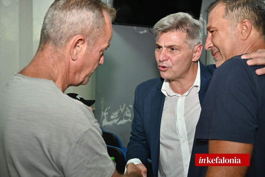 pasok kokkina daneia15 73eea
