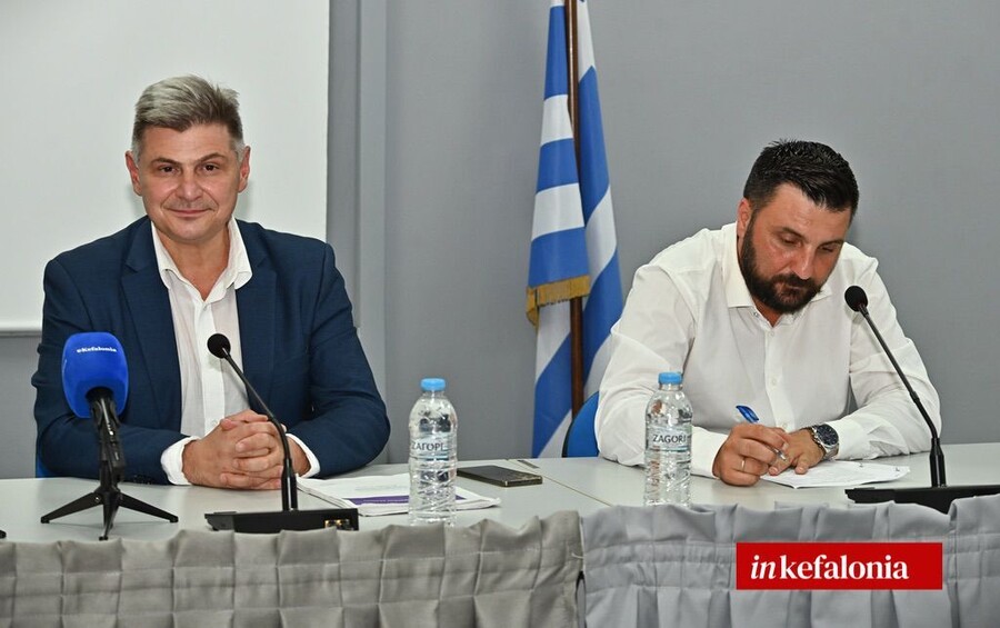pasok kokkina daneia19 f048d