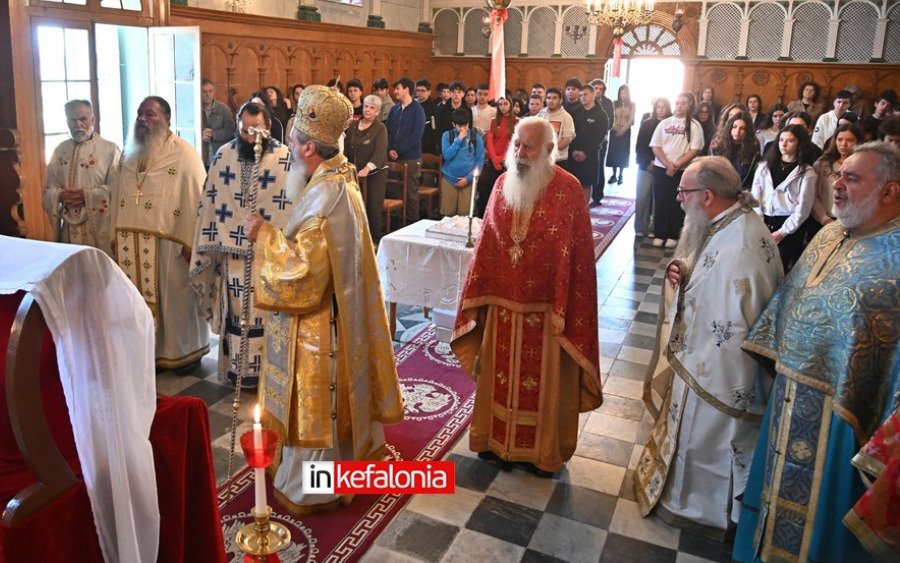 Λαμπρή Θεία Λειτουργία στα Ντομάτα για τη μνήμη του Πατριάρχη Γρηγορίου Ε’