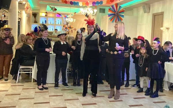Αποκριάτικο ξεφάντωμα με Σαμπαριώτη από τον Π.Σ. Λουρδάτων "Ο Πλάτανος"! (εικόνες/video)