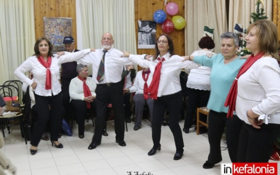 Αργοστόλι: Μια Υπέροχη η Χριστουγεννιάτικη γιορτή από τα ΚΑΠΗ (εικόνες + video)