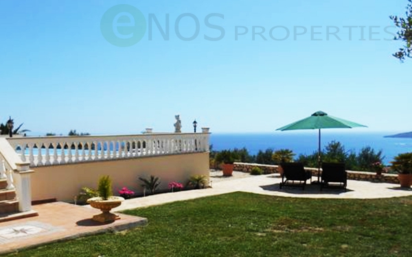 Πωλείται Μοναδική βίλα στον Λουρδά