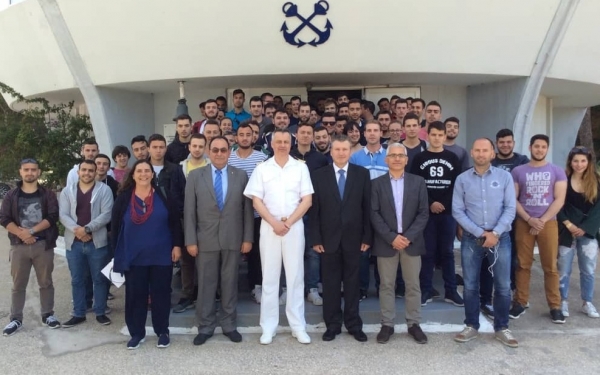 Τι απαντά η ΑΕΝ στις καταγγελίες της ΠΕΜΕΝ για τις συνθήκες διαβίωσης των σπουδαστών