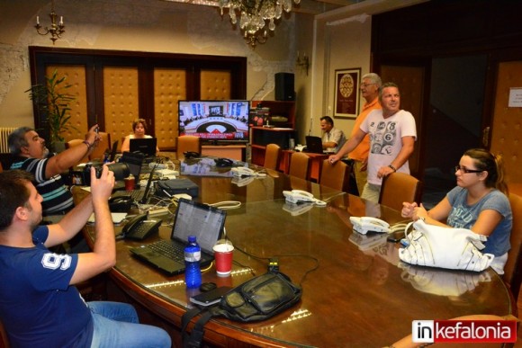 Εκλογές 2015: Στην «καρδιά» του Κέντρου Τύπου της Κεφαλονιάς!