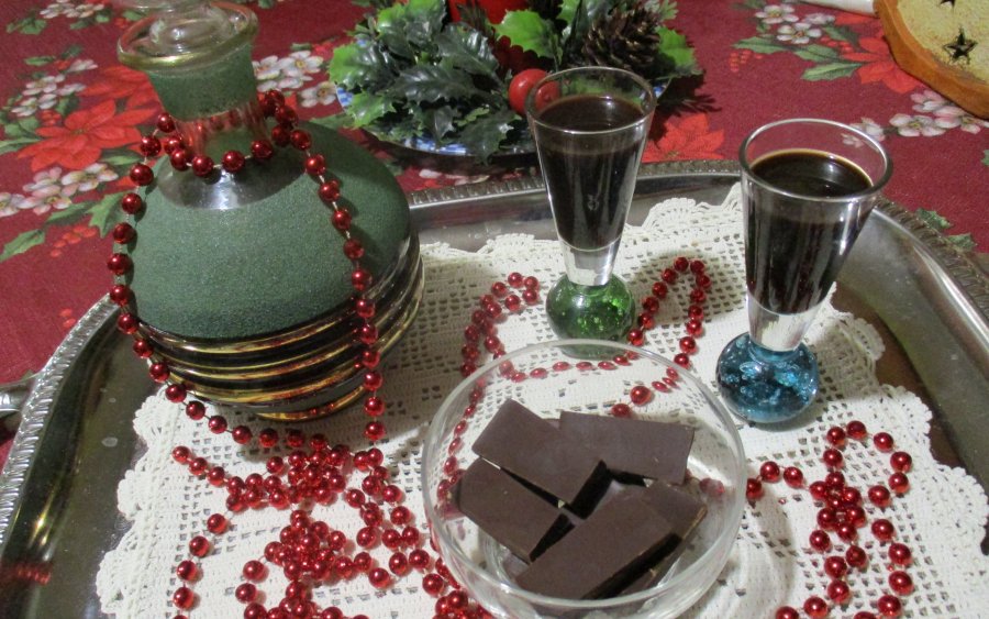 Λικέρ σοκολάτα (σοκολατένιο νέκταρ) από την Σία Λαδά