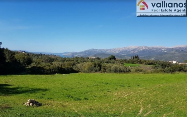 Vallianos Real Estate: Πωλείται οικόπεδο στην Λακήθρα