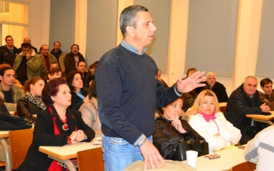 Σπυρογιάννης Περδίκης: "Δήθεν "Κάτοικε Λεγατάτων" ήσουν, είσαι και θα παραμένεις ρουφιάνος κουκουλοφόρος! Αντε να περάσει ο καιρός να "ξεβρομίσει" το νησί"