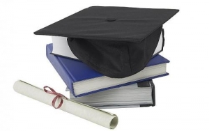 Η φαινομενική «εδραίωση» του ΤΕΙ ως Ιόνιο Πανεπιστήμιο (τα ρούχα δεν κάνουν τον παπά, ούτε η τήβεννος τον πρύτανη)