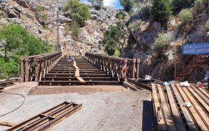 Αυτοψία Τραυλού στην γέφυρα της Αγίας Βαρβάρας - Σύντομα θα είναι έτοιμη για χρήση (εικόνες)
