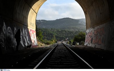 Στα όρια νέων σκληρών μέτρων η Αττική - Το «κόκκινο» λεκανοπέδιο και η απαγόρευση κυκλοφορίας με τη... δύση του ήλιου