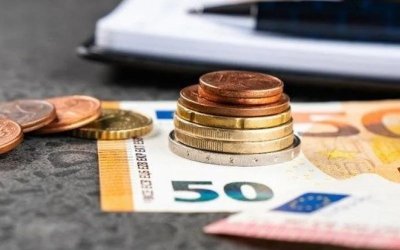 Επίδομα έως 500 ευρώ: Τα κριτήρια και οι δικαιούχοι