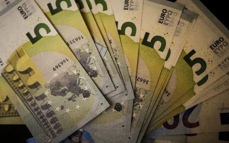 Προσωρινή σύνταξη: Ανοίγει η πλατφόρμα για δηλώσεις IBAN, οι δικαιούχοι για τα 345 και 384 ευρώ