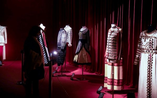 Πήτερ Αραβαντινός: ''Η Αγάπη του Θεάτρου είναι Πάθος''