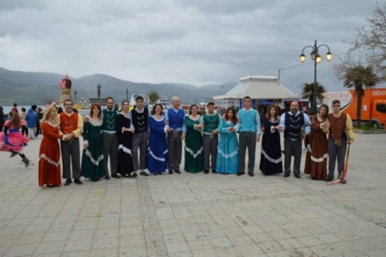 Αποκριάτικα μπουλούκια από την Κεφαλονιά στη Λάρισα