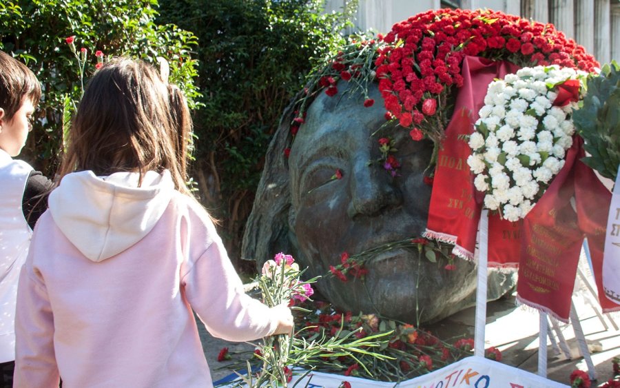 Το ΚΚΕ τιμά τα 50 χρόνια από τον ηρωικό φοιτητικό και εργατικό - λαϊκό ξεσηκωμό του Πολυτεχνείου