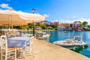 Πάσχα στα Ιόνια : Μια γιορτή χρωμάτων, μουσικής &amp; αισιοδοξίας για να υποδεχθείτε την πρώτη αύρα του καλοκαιριού