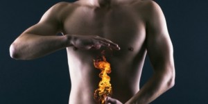 Ποιες είναι οι 10 τροφές που συμβάλλουν στην ανακούφιση από τις καούρες;