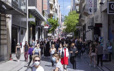 Πέτσας: Αυτά θα είναι τα προνόμια των εμβολιασμένων – Στα μέσα Ιουνίου οι αποφάσεις