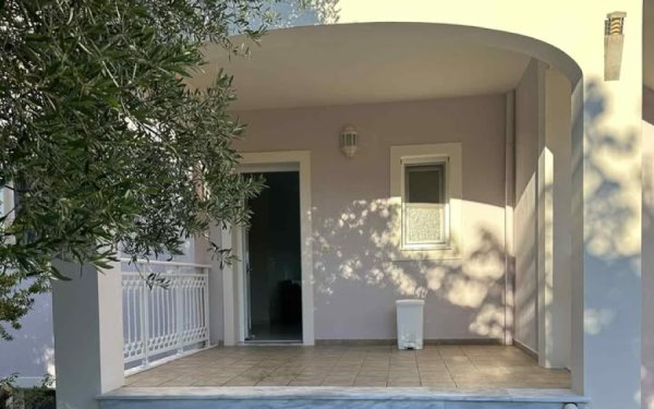 Ενοικιάζεται ολοχρονικά διαμέρισμα στο Μύλο του Πετρία (εικόνες)