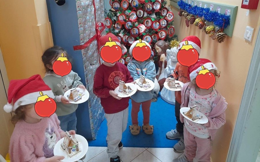 Χριστουγεννιάτικα γλυκίσματα στο Κόκκινο Μπαλόνι