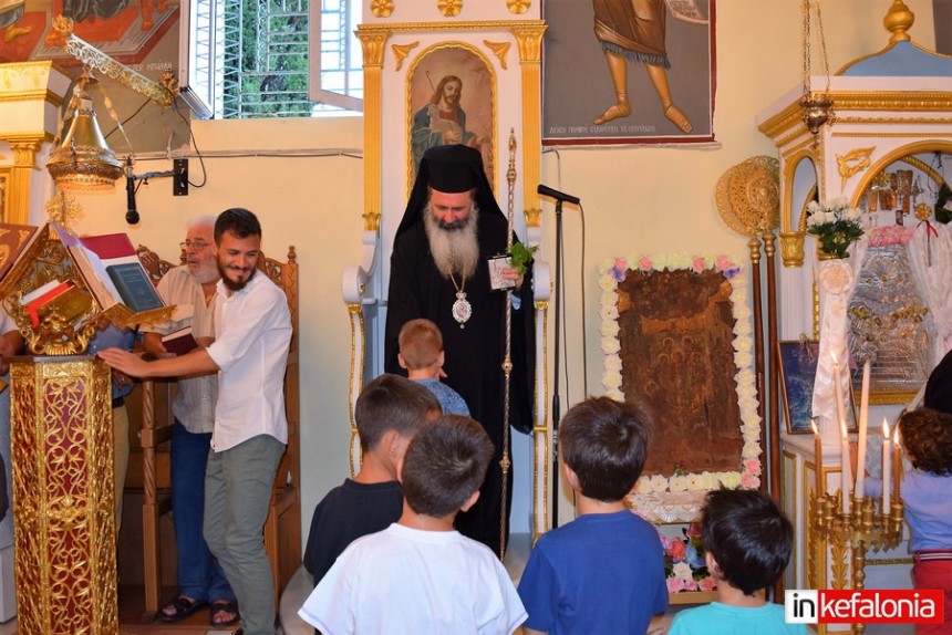 Ιερά Παράκληση στα Αργίνια παρουσία του Μητροπολίτη κ. Δημητρίου (εικόνες/video)