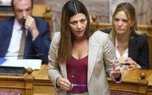 Απάντηση Ζαχαράκη στην ερώτηση Βελόπουλου για τα προβλήματα στην επαναλειτουργία των σχολείων στην Κεφαλονιά