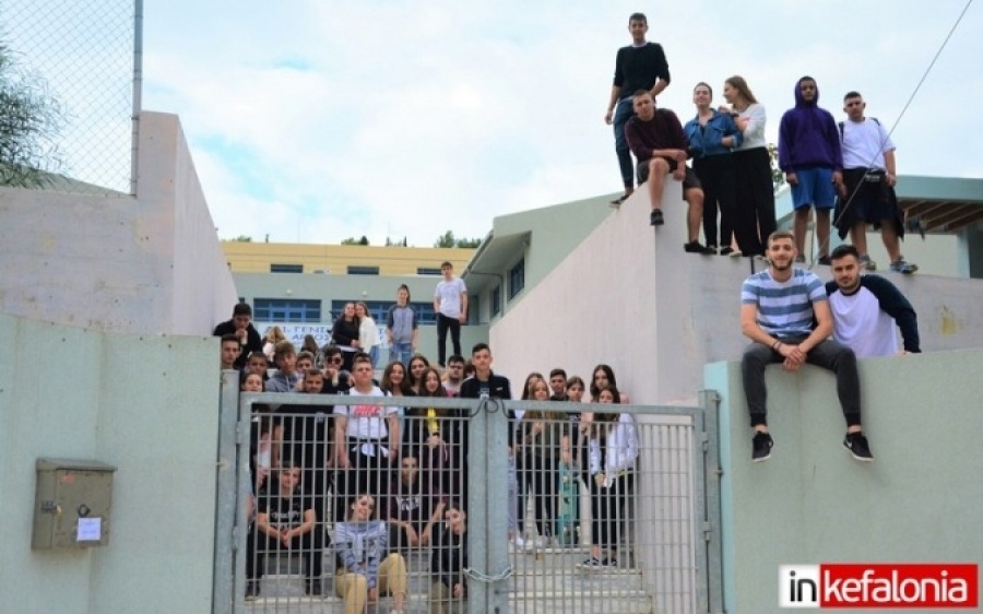 Η ΕΛΜΕΚΙ χαιρετίζει τις κινητοποιήσεις των μαθητών