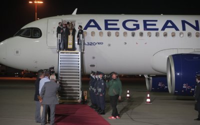 Ολοκληρώθηκε η άφιξη του Αγίου Φωτός από τα Ιεροσόλυμα και η μεταφορά του σε 7 πόλεις της Ελλάδας (μεταξύ αυτών και η Κεφαλονιά) από την AEGEAN και την Olympic Air