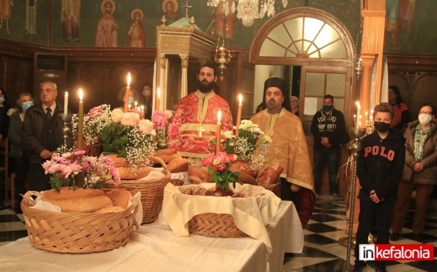 Γιορτάζουν τα Φαρακλάτα! Ο Εσπερινός του Αγίου Δημητρίου (εικόνες/video)