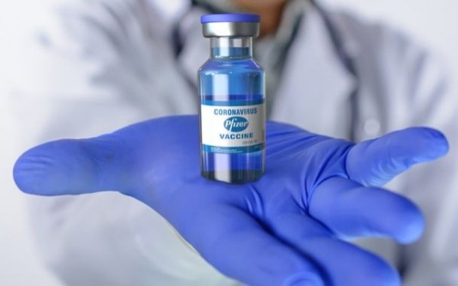 Επιστήμονες FDA: Ασφαλές και αποτελεσματικό το εμβόλιο της Pfizer