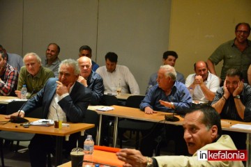 Γίναμε ρεζίλι πανελλήνια! NEWSIT: ''Νηπιαγωγείο'' το δημοτικό συμβούλιο Κεφαλονιάς (εικόνα)