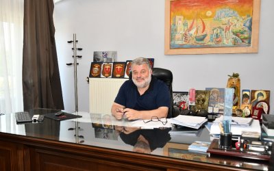 Χρόνια Πολλά, Δήμαρχε....