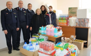 Οι αστυνομικοί της Κεφαλονιάς συγκέντρωσαν είδη για το Ορφανοτροφείο «Ο Σωτήρ»