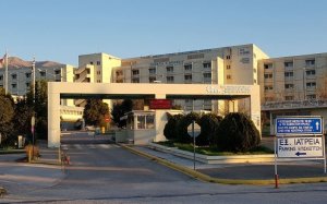 Διοικητής ΠΓΝΠ: &quot;Δεν σχετίζεται με το Johnson η κατάσταση του 37χρονου από Κεφαλονιά, αλλά με τα εμβόλια γενικότερα&quot;- &quot;Ευτυχώς γλιτώσαμε τις θρομβώσεις&quot; (video)