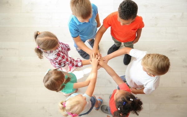 Ομάδες κοινωνικών δεξιοτήτων, γράφει η Βάσω Μπελτσώνια